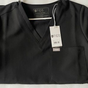 Figs Catarina One Pocket Top